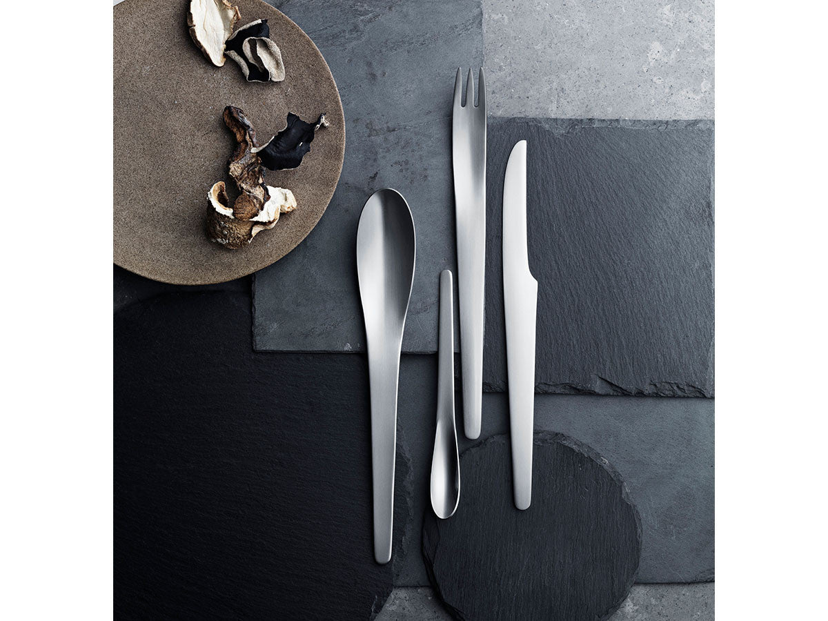 ARNE JACOBSEN CUTLERY 16PIECE SET