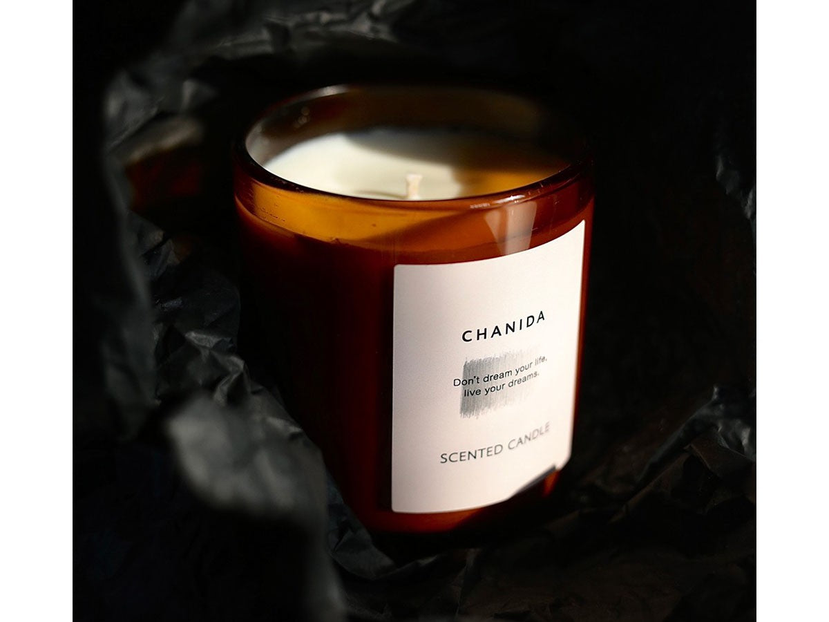 SCENTED CANDLE