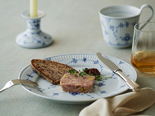 BLUE FLUTED PLAIN HIGH HANDLE MUG