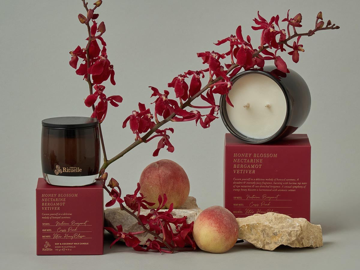 APOTHECA SOY WAX CANDLE HONEY BLOSSOM_3