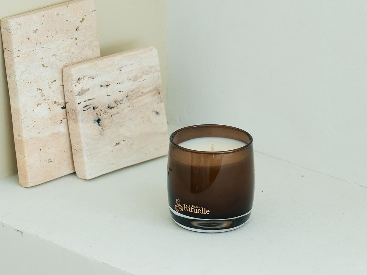 APOTHECA SOY WAX CANDLE SPICED TONKA