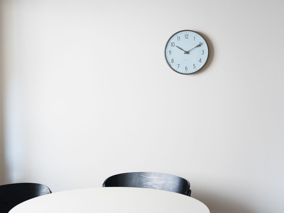 ARNE JACOBSEN STATION ROYAL BLUE WALL CLOCK_3