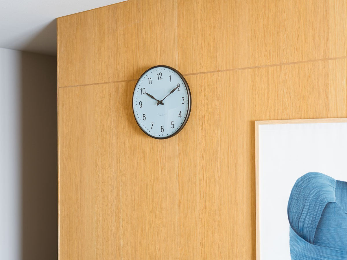 ARNE JACOBSEN STATION ROYAL BLUE WALL CLOCK_4