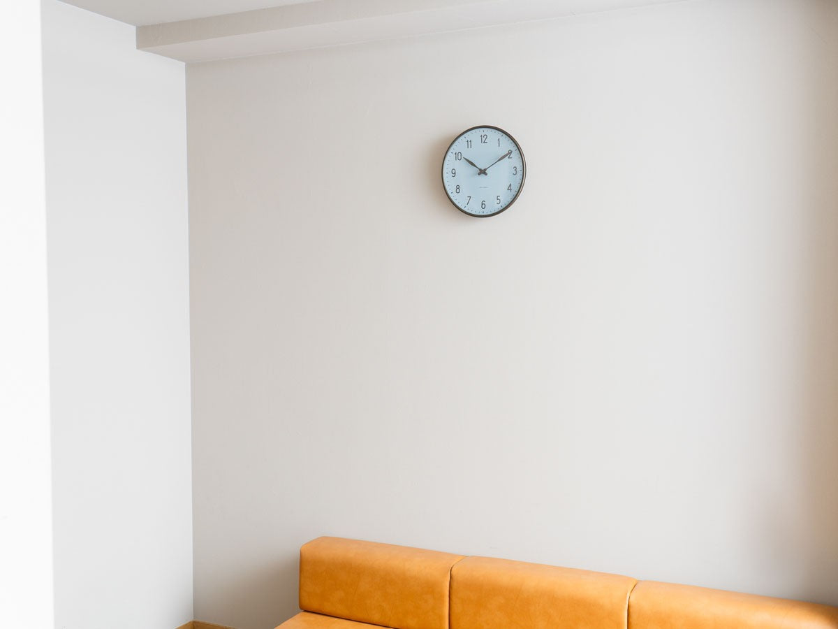 ARNE JACOBSEN STATION ROYAL BLUE WALL CLOCK_5