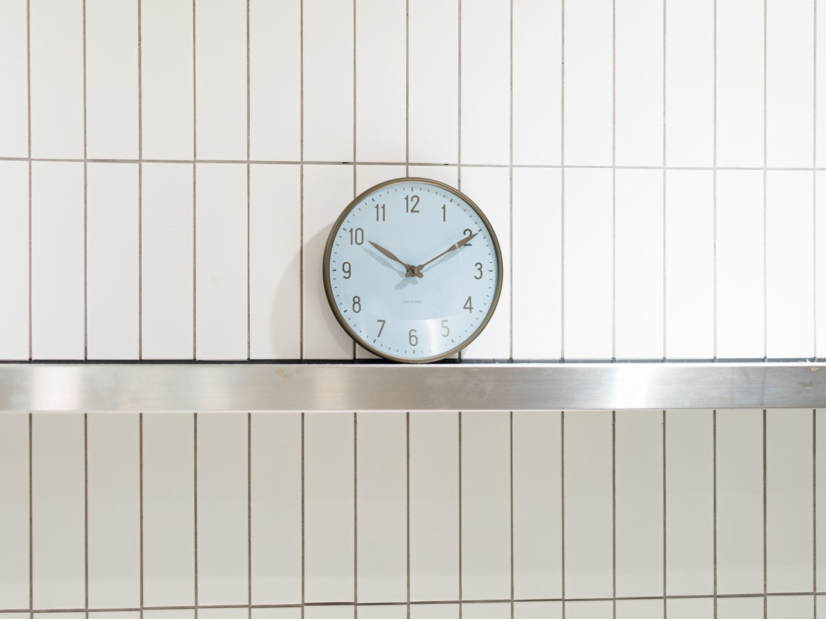 ARNE JACOBSEN STATION ROYAL BLUE WALL CLOCK_8